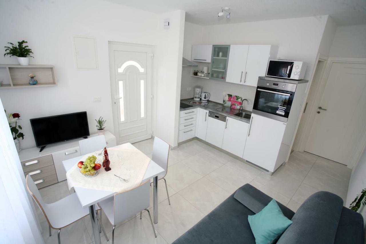 Apartman Fantasy Apartment Trogir Bagian luar foto